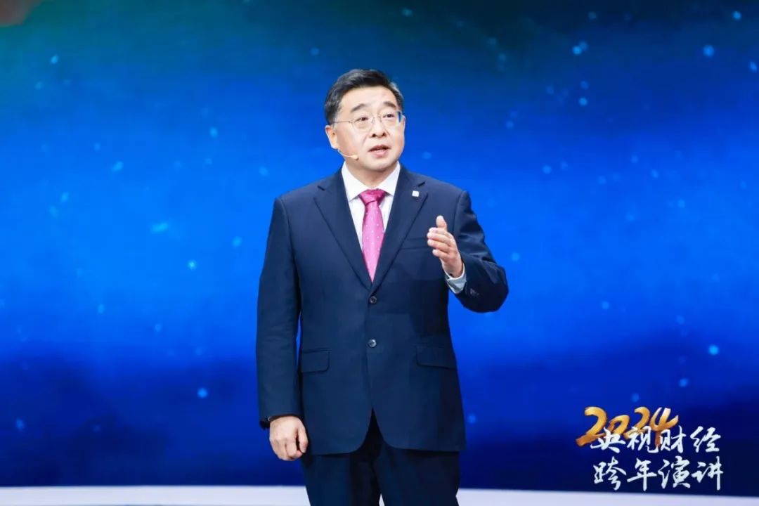 央视跨年演讲 | 杨东升：以一臂之力造福人类
