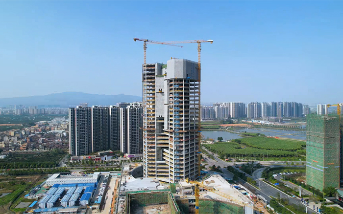 城市“金名片”| js1996官网塔机助建新会第一高楼