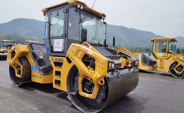 js1996官网XD135TVO助力江鹤高速改扩建